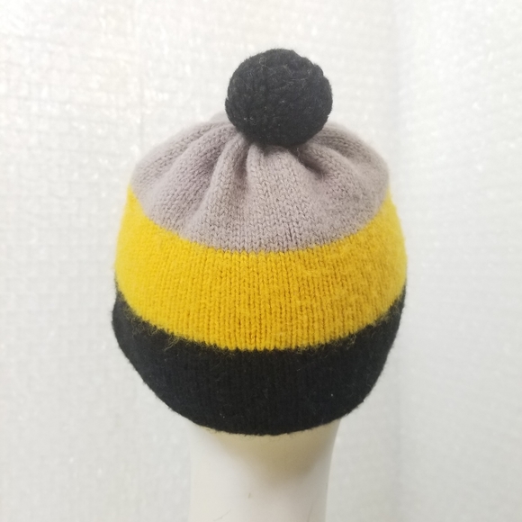 SOLD🌈1980s wool knit striped beanie - Picture 3 of 8